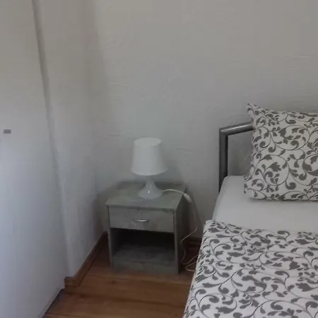 Apartamento Gaststaette Molitor Saarlouis Exterior foto