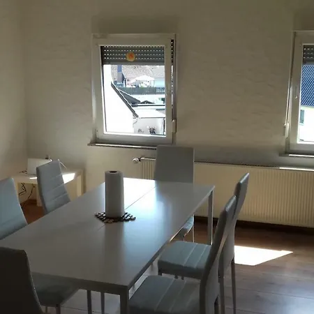 Apartamento Gaststaette Molitor Saarlouis Exterior foto